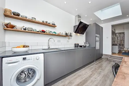 Snippi Renovators Ltd